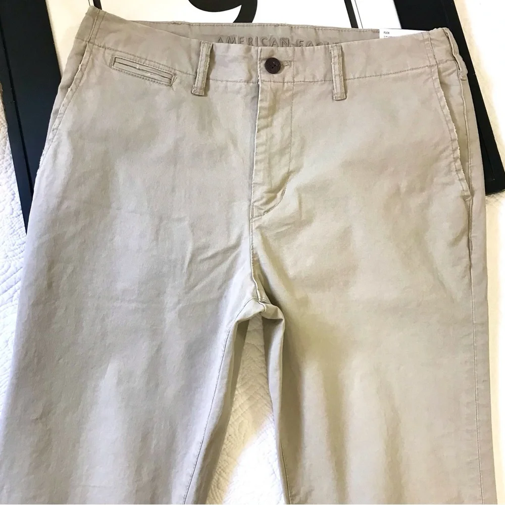 NWT American Eagle Lived In Khakis 32x33